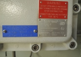 Een typeplaatje van een apparaat in een ATEX zone zoals opgenomen in een componentenlijst